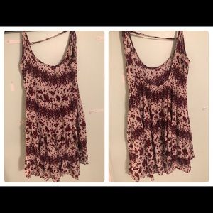 BRANDY MELVILLE FLORAL DRESS